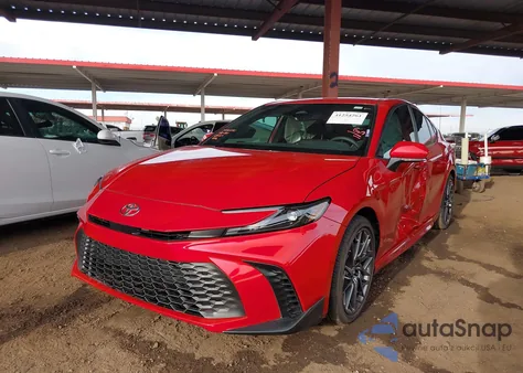 2025 Toyota Camry Se из США, поврежденный, VIN 4T1DAACKXSU068976